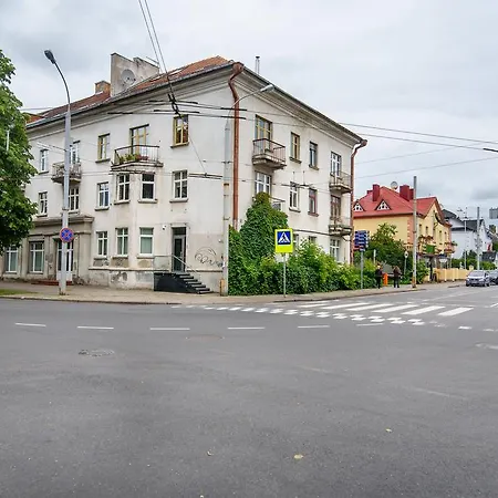 Cozy And Quiet Near The City Centre Apartment