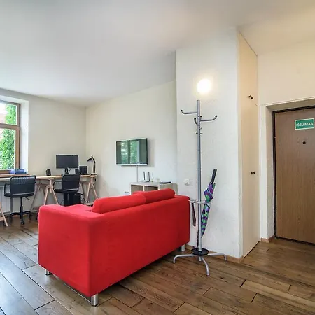 Cozy And Quiet Near The City Centre Апартаменты