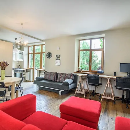 Апартаменты Cozy And Quiet Near The City Centre *