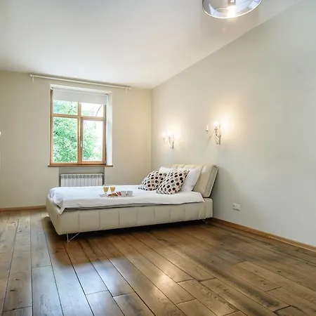Cozy And Quiet Near The City Centre *